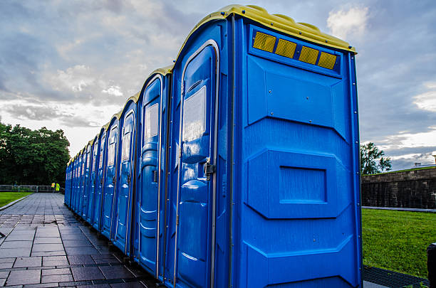 Best Temporary restroom rental  in Mango, FL